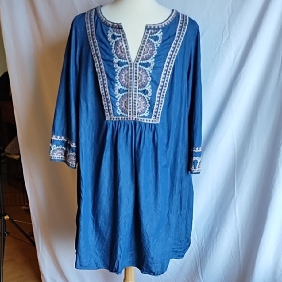 J Jill Denim Dress with embroidery size 2X - Picture 1 of 6